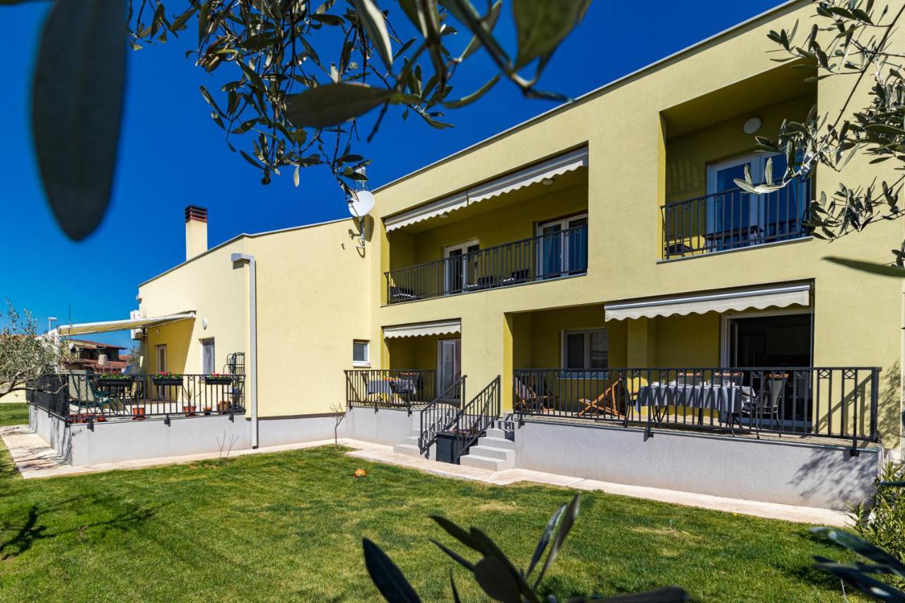 Apartments Mirjana Medulin 2 Экстерьер фото