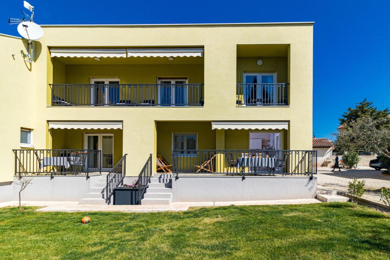 Apartments Mirjana Medulin 2 Экстерьер фото