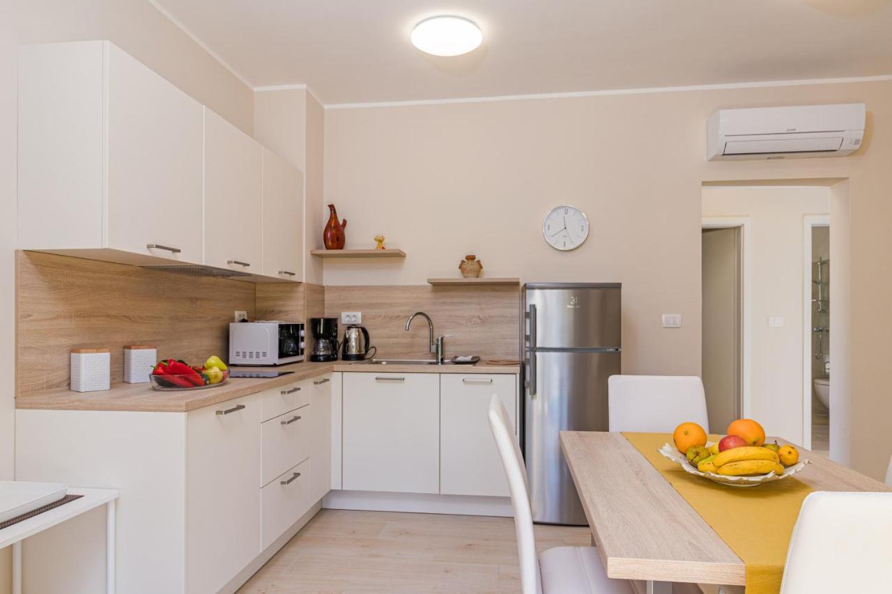 Apartments Mirjana Medulin 2 Экстерьер фото